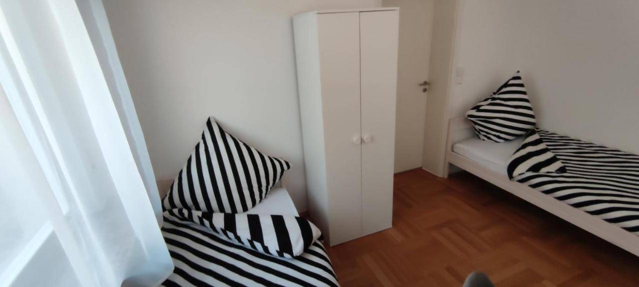 Schoene Und Optimal Gelegene Wohnung Weisskirchen Exterior photo